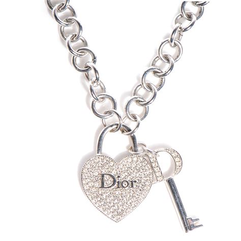 dior heart necklace